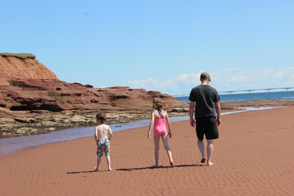 Cottages On Pei-Oceanfront Bedeque Exterior foto