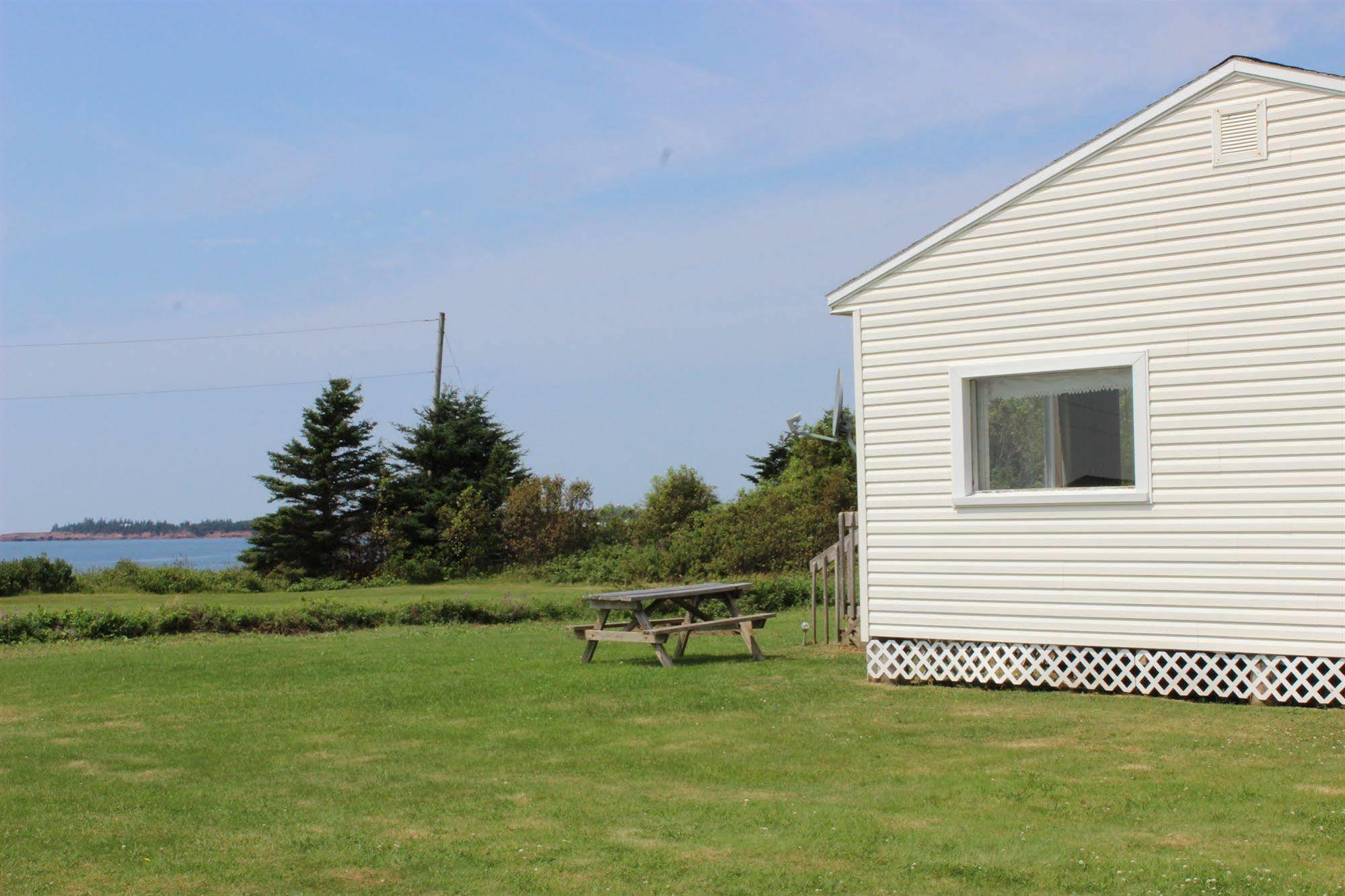 Cottages On Pei-Oceanfront Bedeque Exterior foto