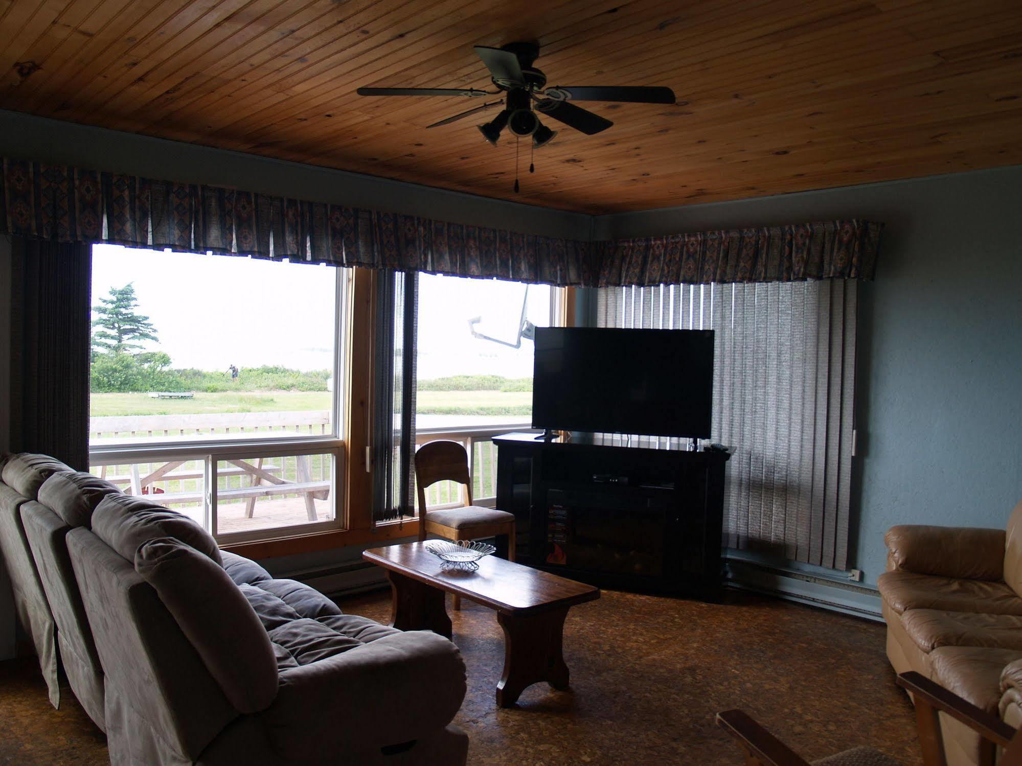 Cottages On Pei-Oceanfront Bedeque Exterior foto